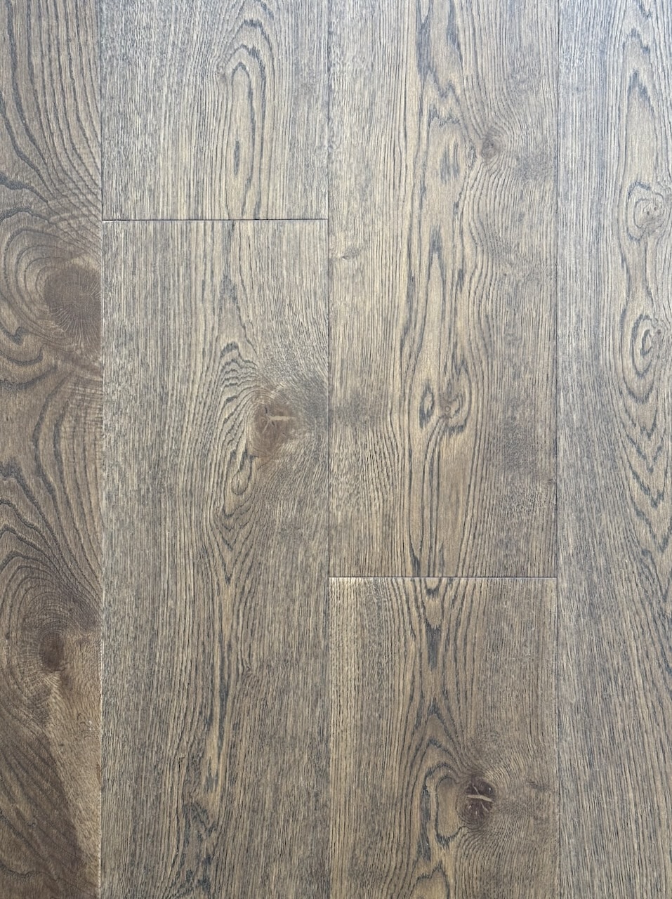 Warm brown oak timber flooring thumbnail. Petite Chateau Oak Cannes